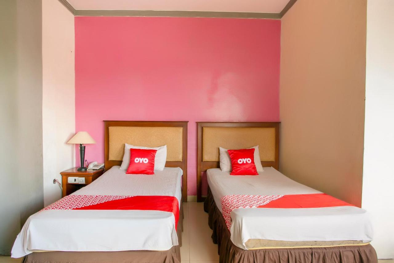 Oyo 3031 Hotel Regenerasi Banjarmasin  Exterior photo